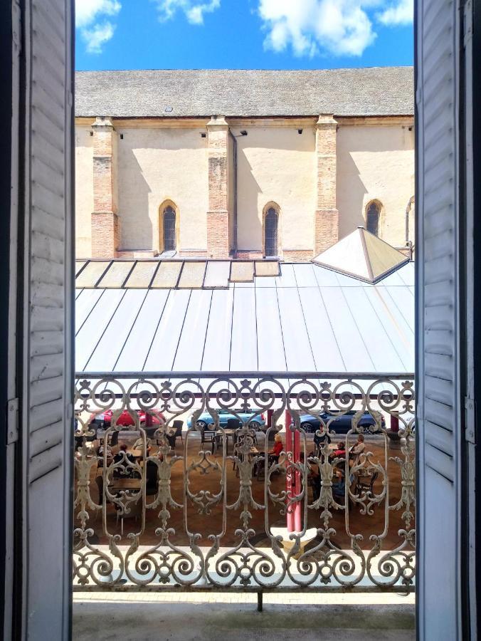 Joli Duplex Avec Balcon Et Vue Sur Place Du Centre Historique ! Foix Exteriér fotografie